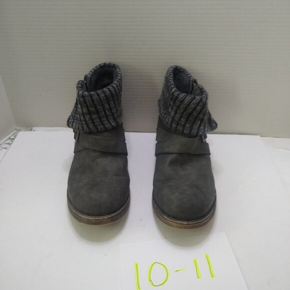 Rocket Dog Boots Womens 8 Bentley Ankle Bootie Gray Side Zip Block Heels - Picture 1 of 7